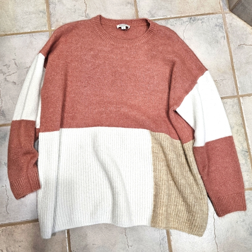 2x Andree by Unit Sweater